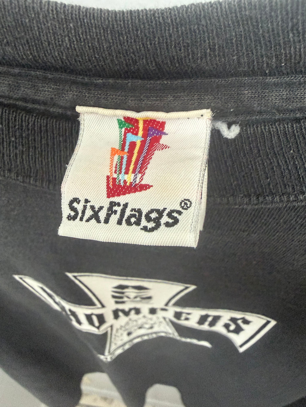 Vintage Six Flags Looney Tunes Taz ACME Chompers Bad to the Bone Graphic T-Shirt