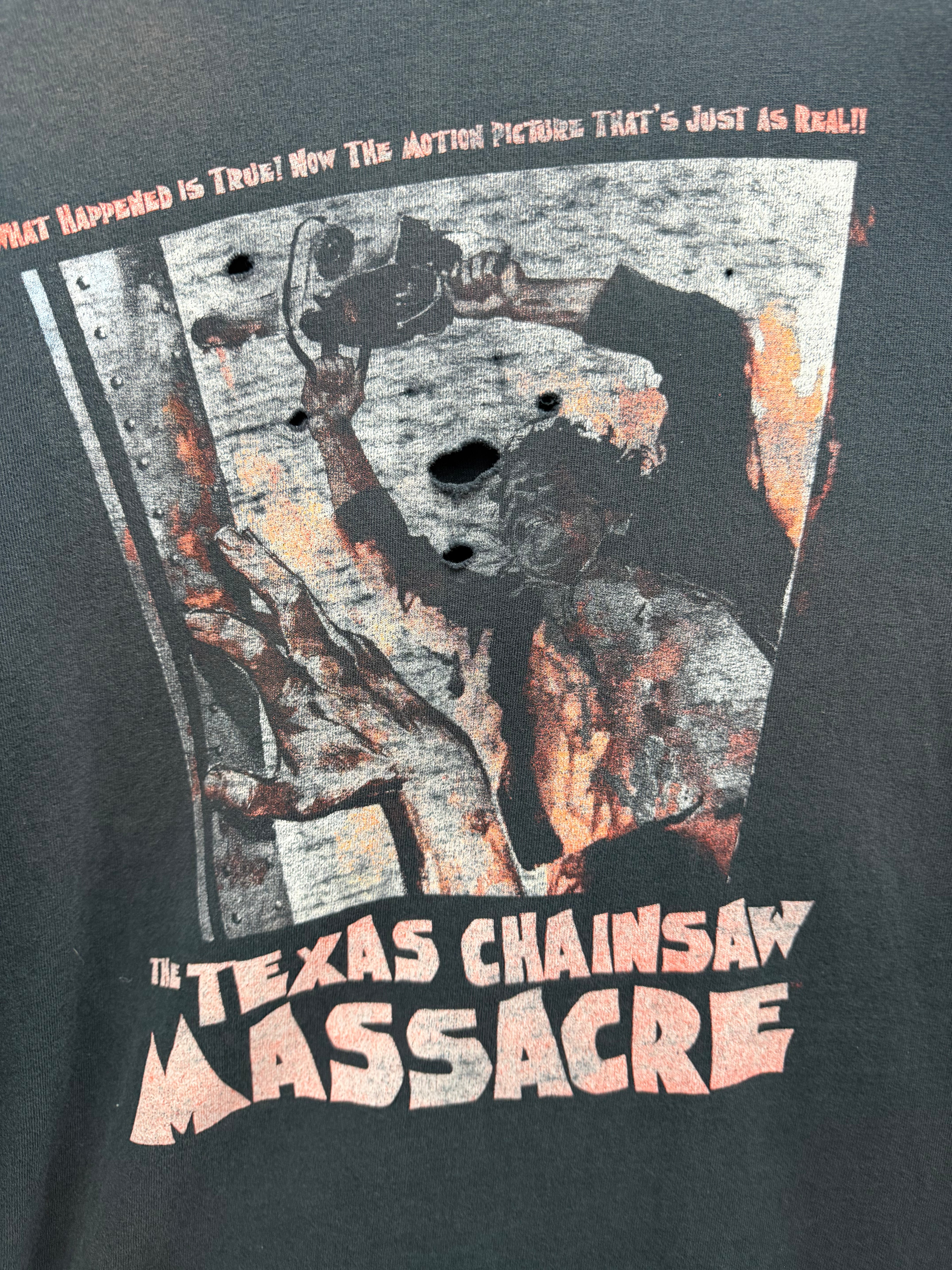 Vintage The Texas Chainsaw Massacre Graphic Horror Movie T-Shirt