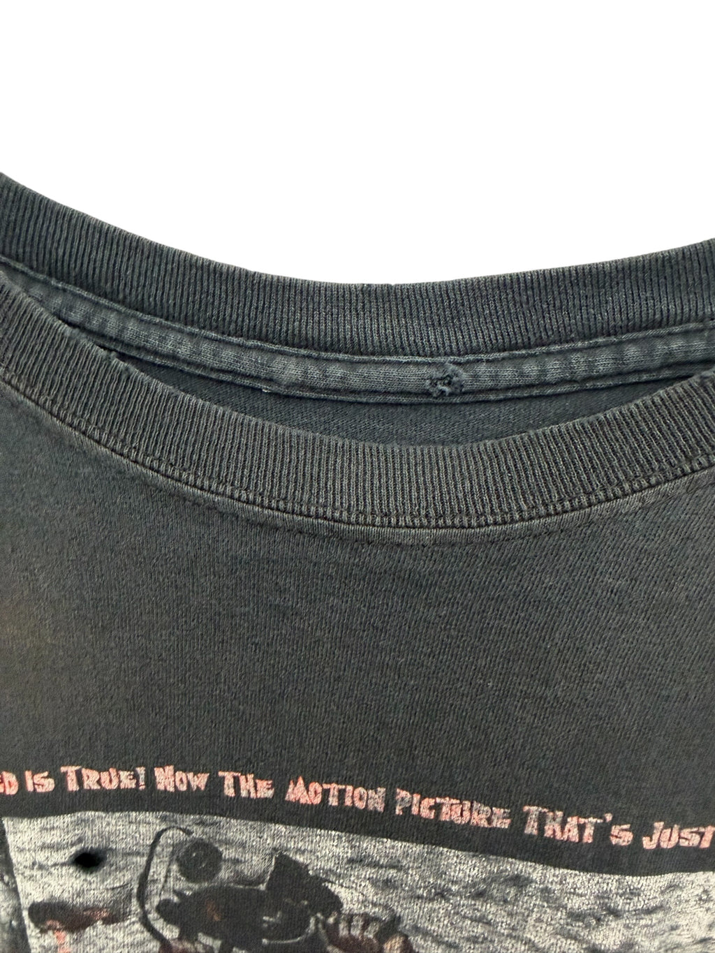 Vintage The Texas Chainsaw Massacre Graphic Horror Movie T-Shirt